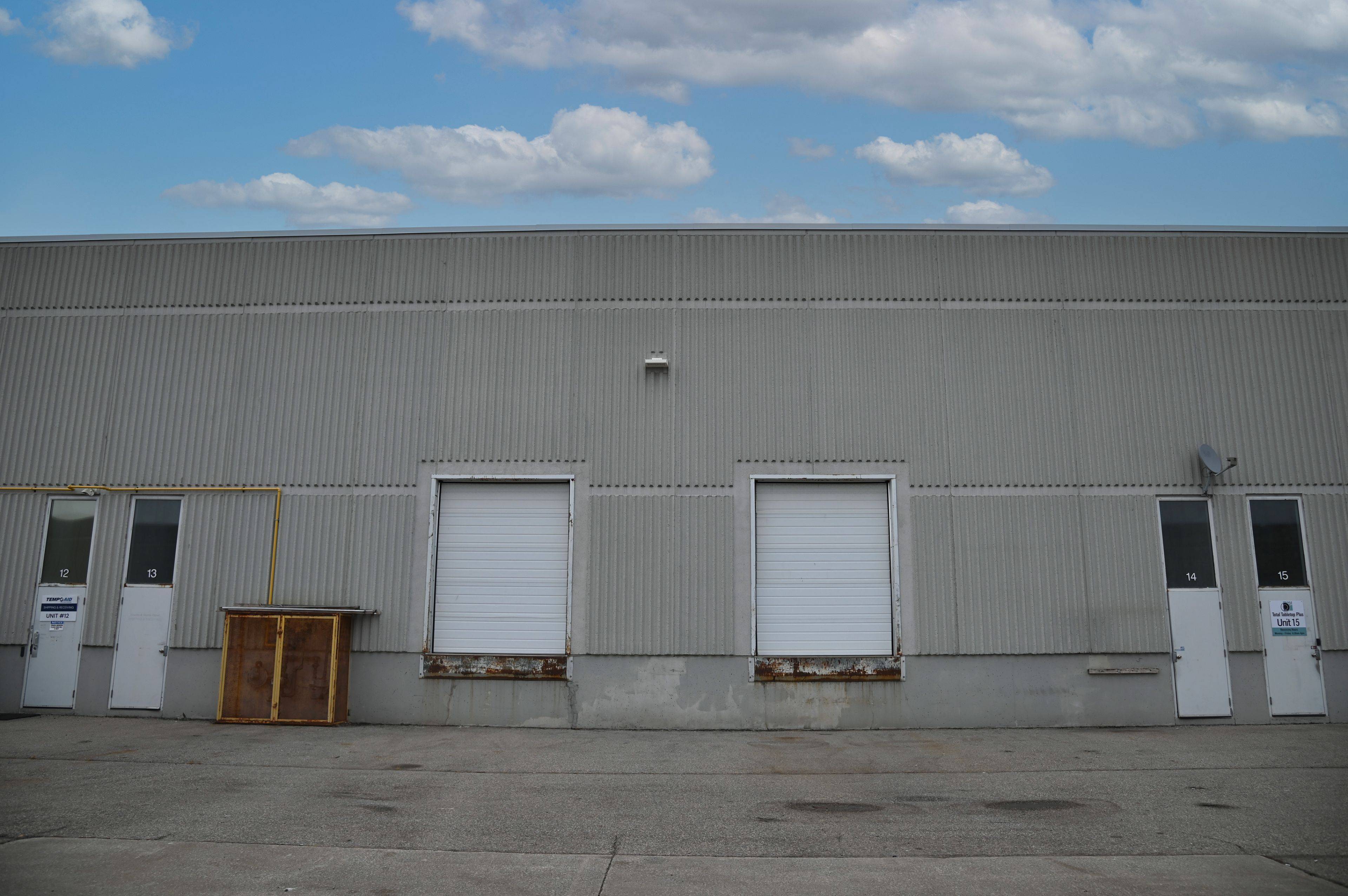 Mississauga, ON L5L 5Y6,3330 Ridgeway DR #13-14