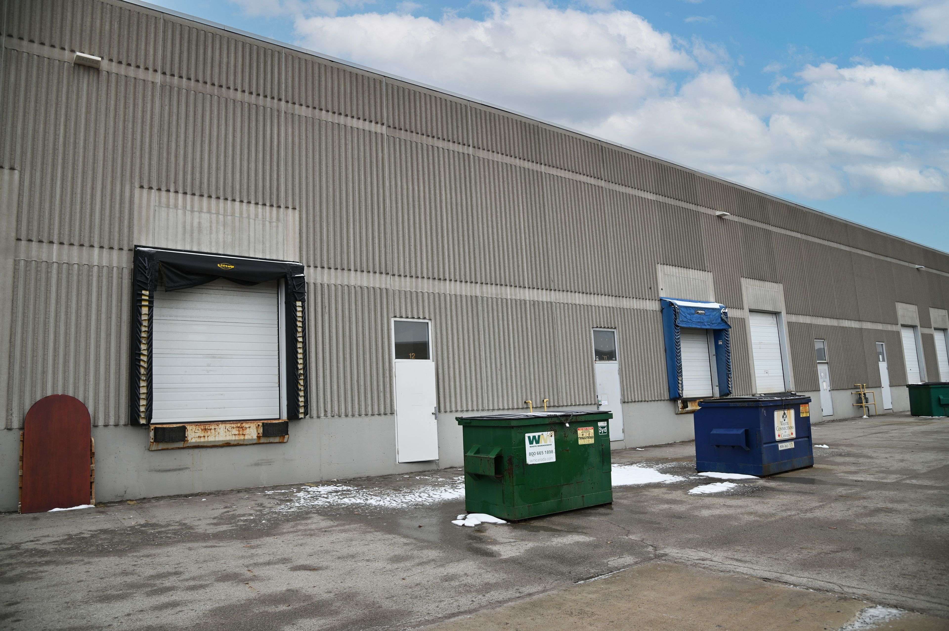 Mississauga, ON L5L 5Y7,3505 Laird RD #12