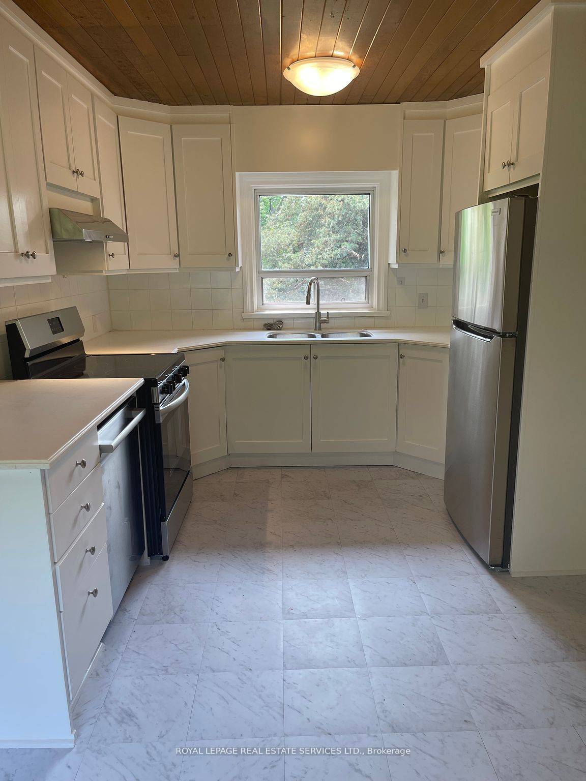 Toronto W01, ON M6S 2X4,239 Ellis AVE #Upper