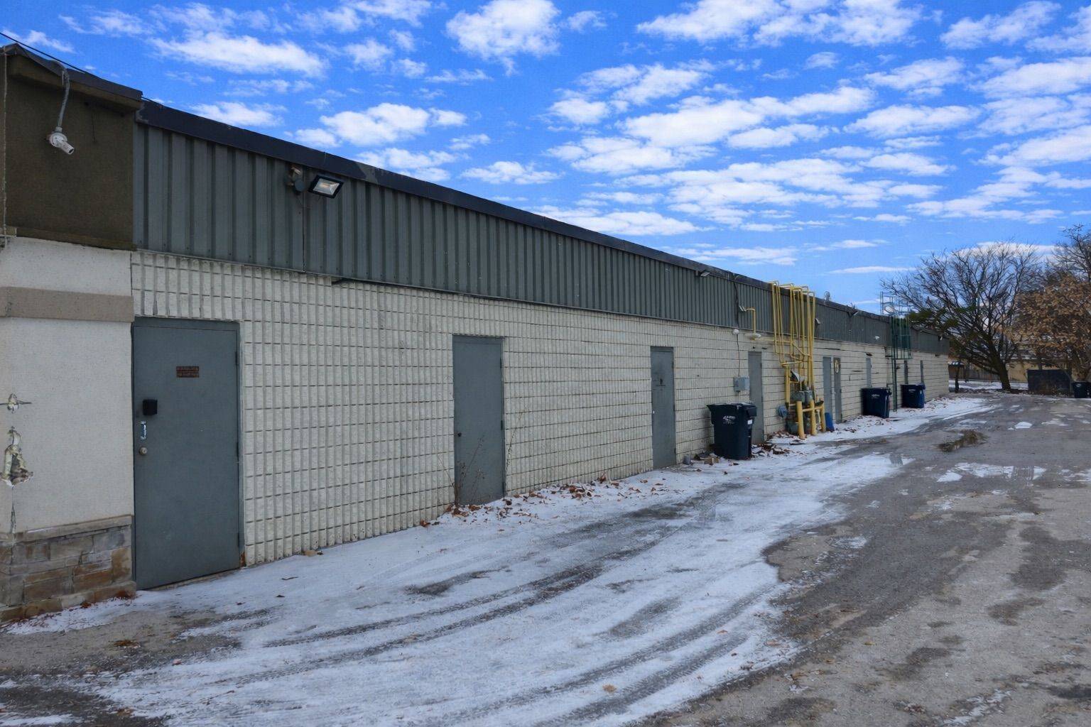 Burlington, ON L7N 2E3,495 Walkers Line