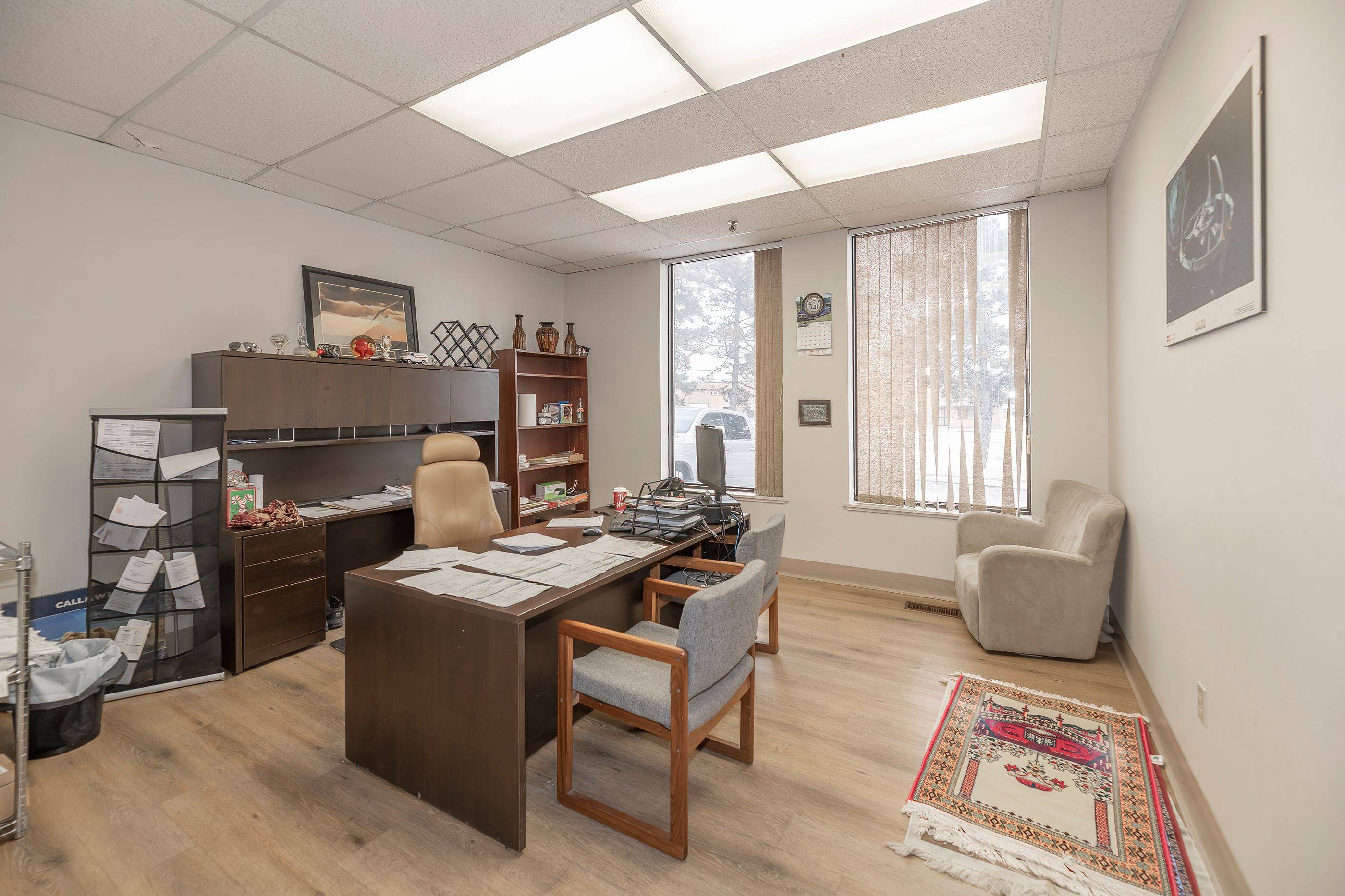 Mississauga, ON L4W 2W6,977 Pantera DR #6