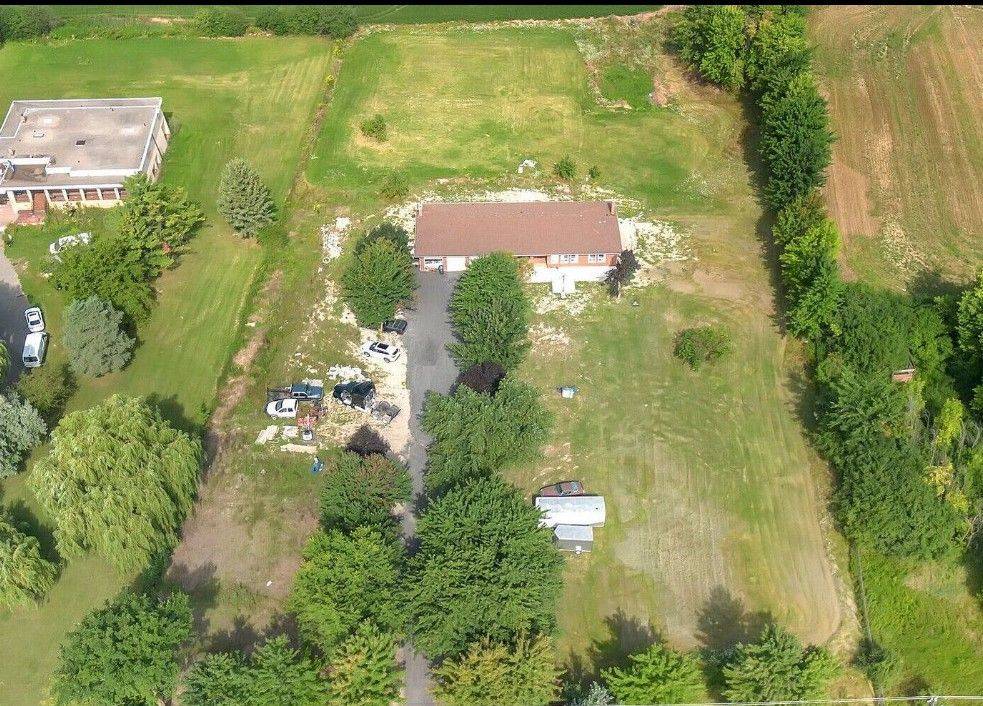 Caledon, ON L7C 0Z9,7236 Mayfield RD