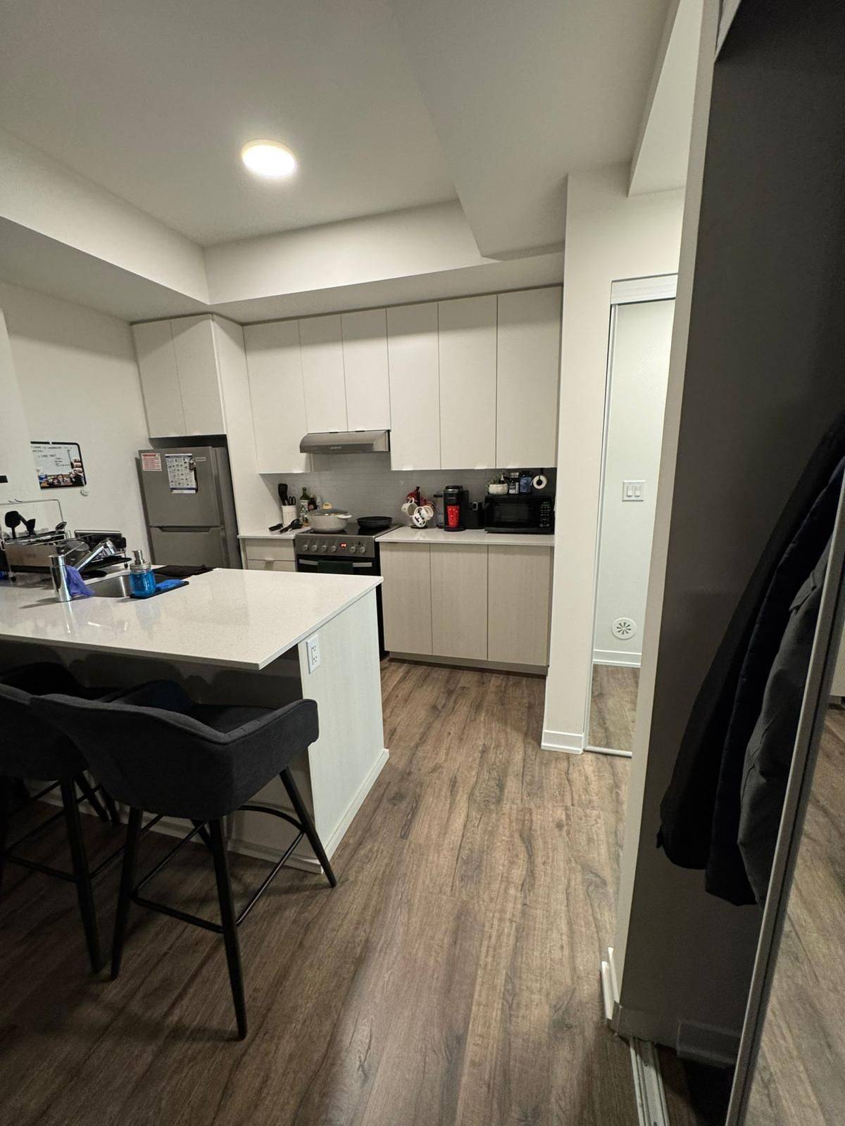 Toronto W04, ON M6M 0B9,140 Canon Jackson DR #111