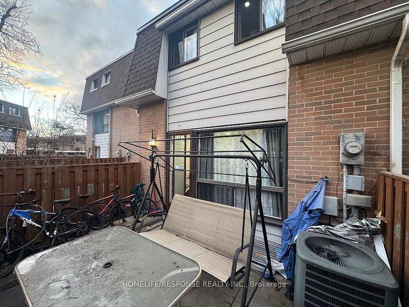 Brampton, ON L6T 2X3,475 Bramalea RD #181
