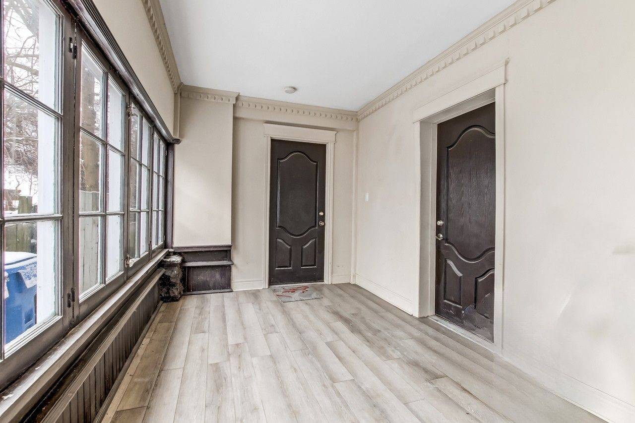 Central Elgin, ON N5L 1E3,328 Erie ST