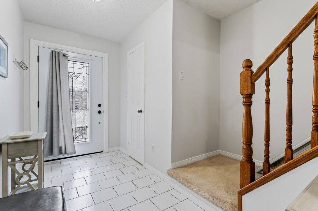 Hamilton, ON L8E 4W6,12 Meteor BLVD