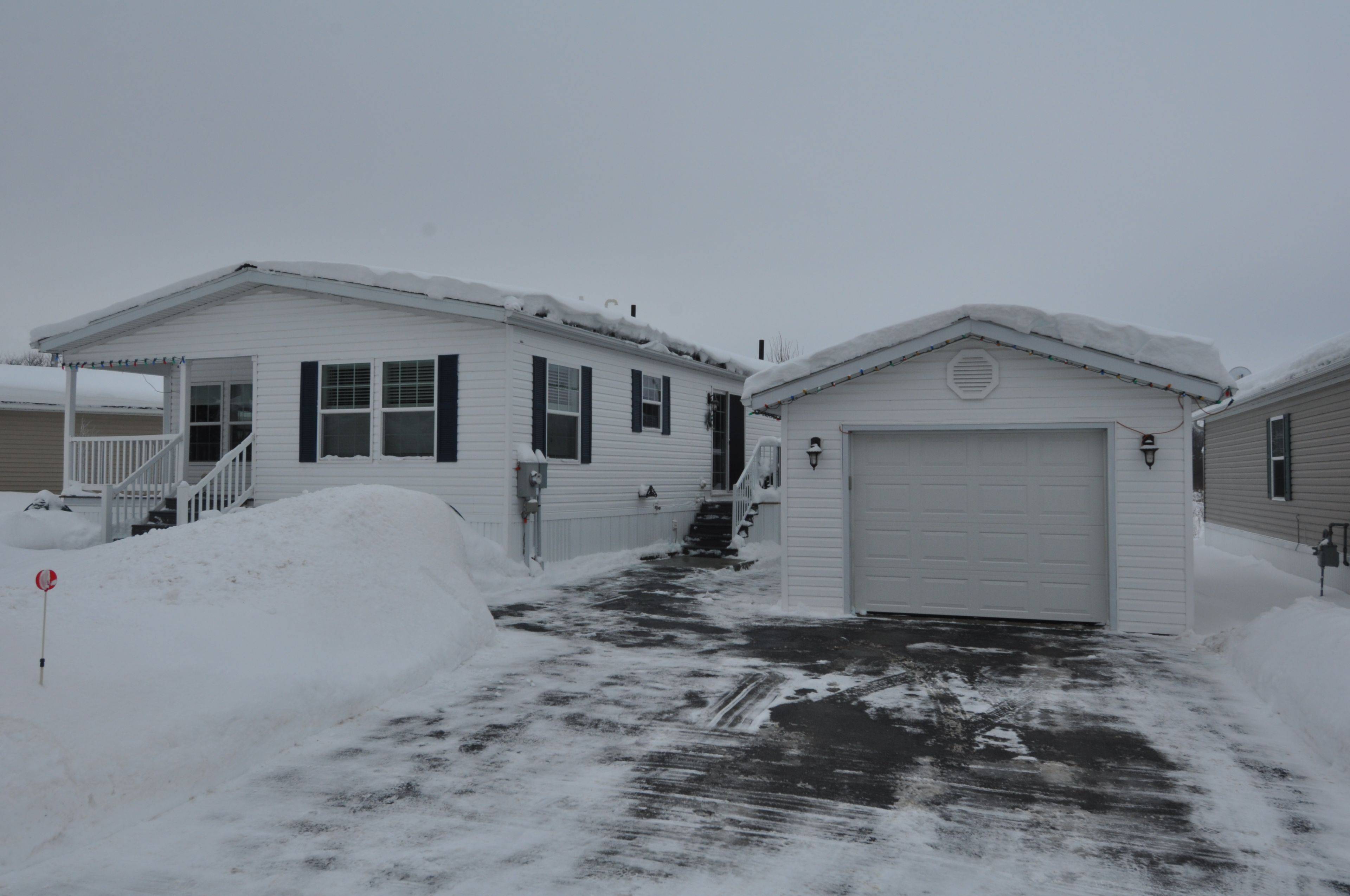 Georgian Bluffs, ON N4K 5N5,144 Rosewood DR