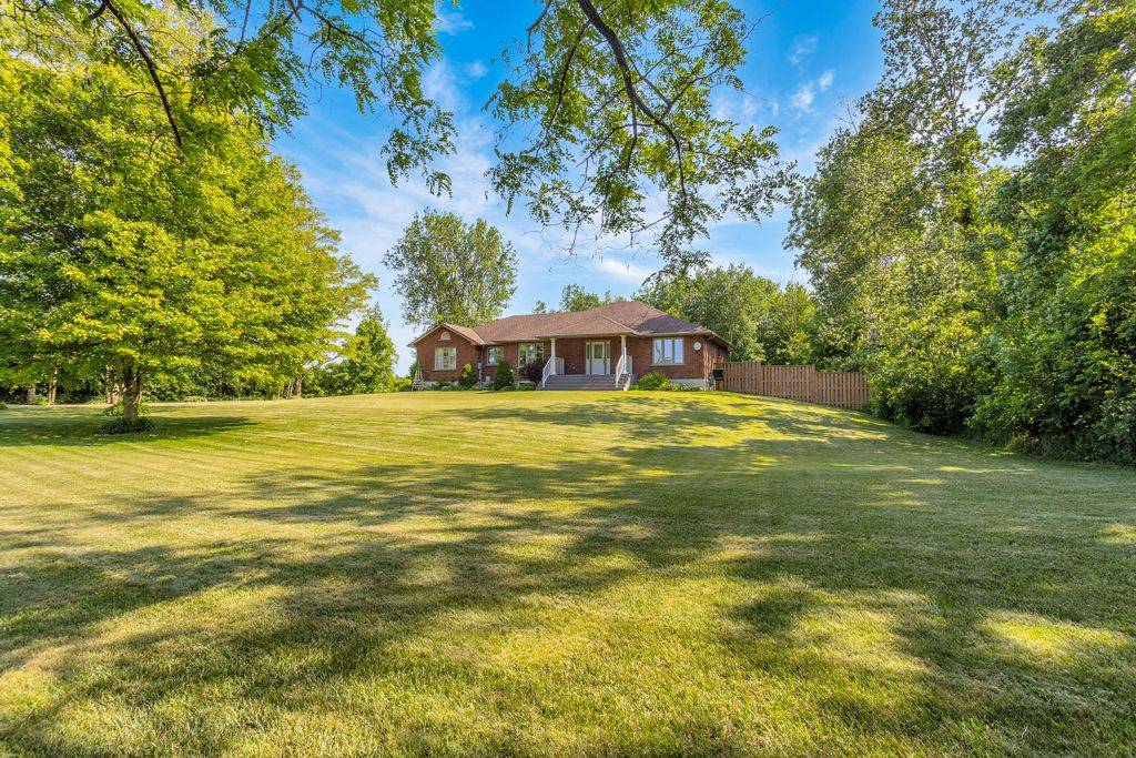 Norfolk, ON N0E 1G0,468 Fairground RD