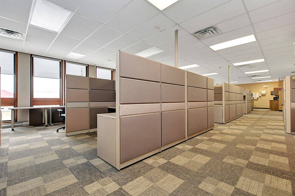 Tanglewood - Grenfell Glen - Pineglen, ON K2G 6Y9,1970 Merivale RD #103A & 103B