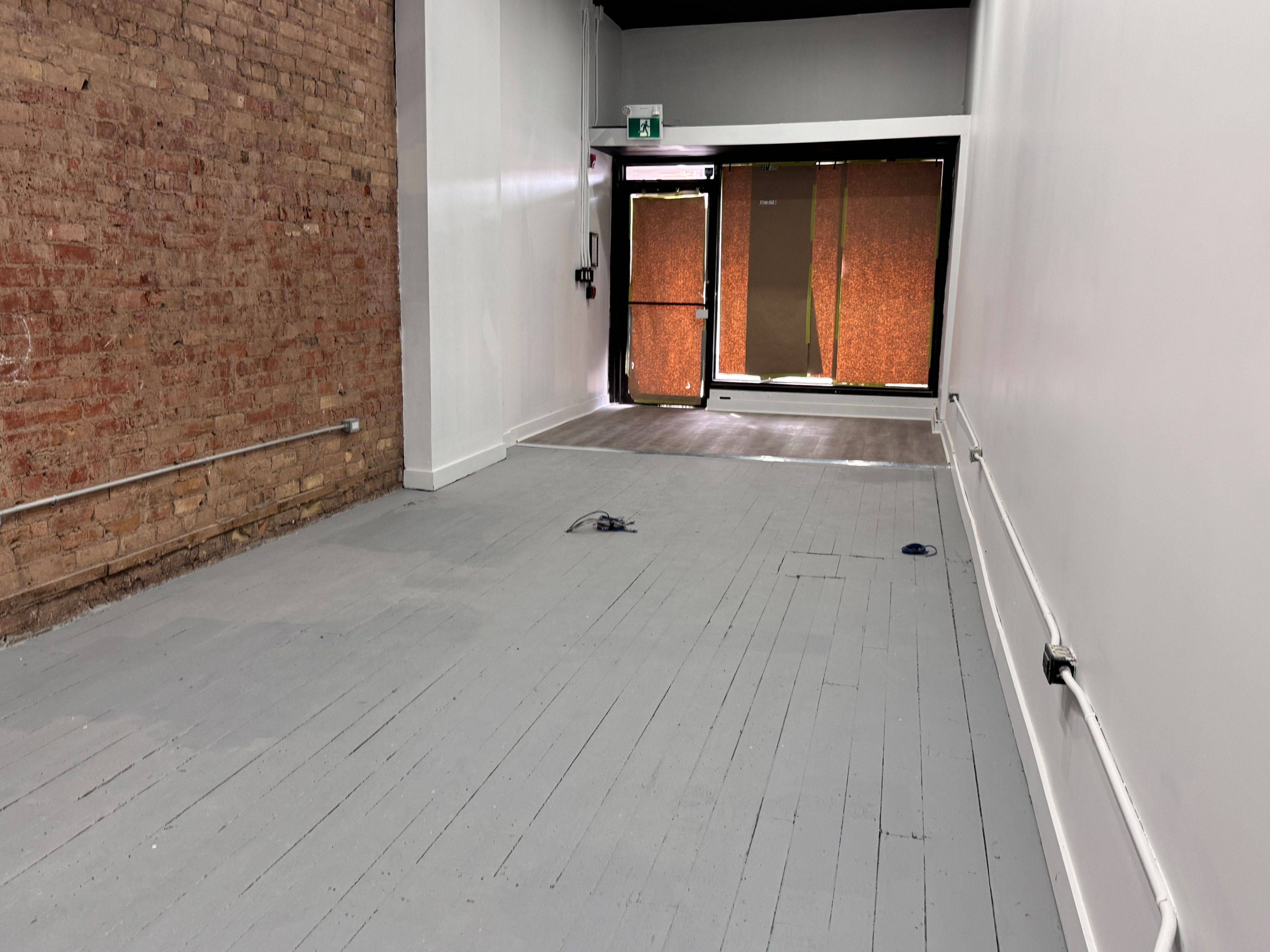 Hamilton, ON L8N 1B3,181 King ST