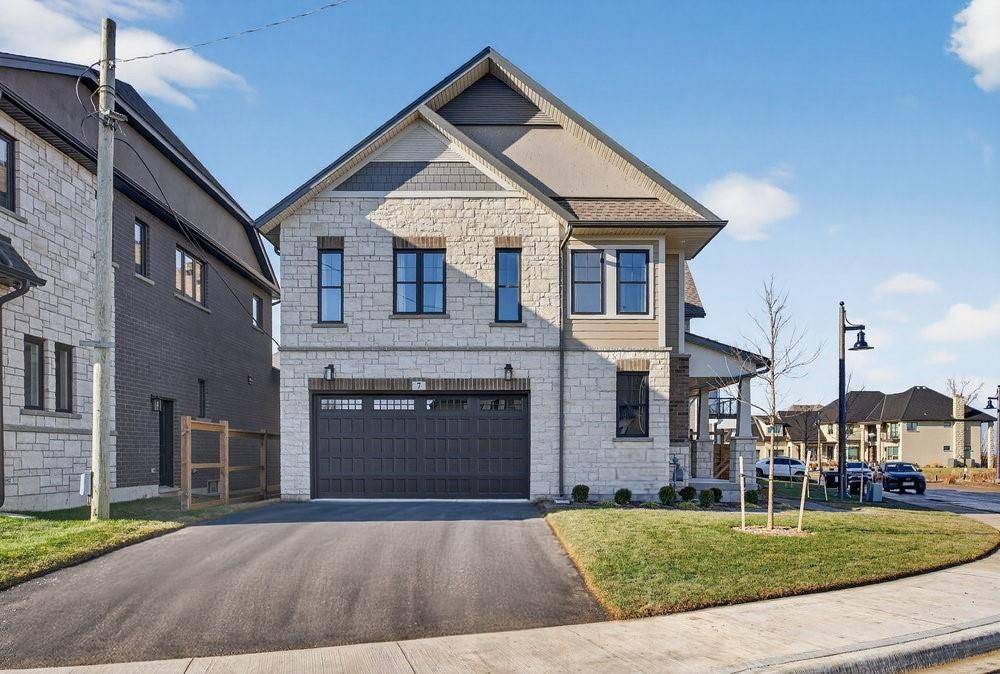 Hamilton, ON L8E 0C1,100 Watershore DR #7