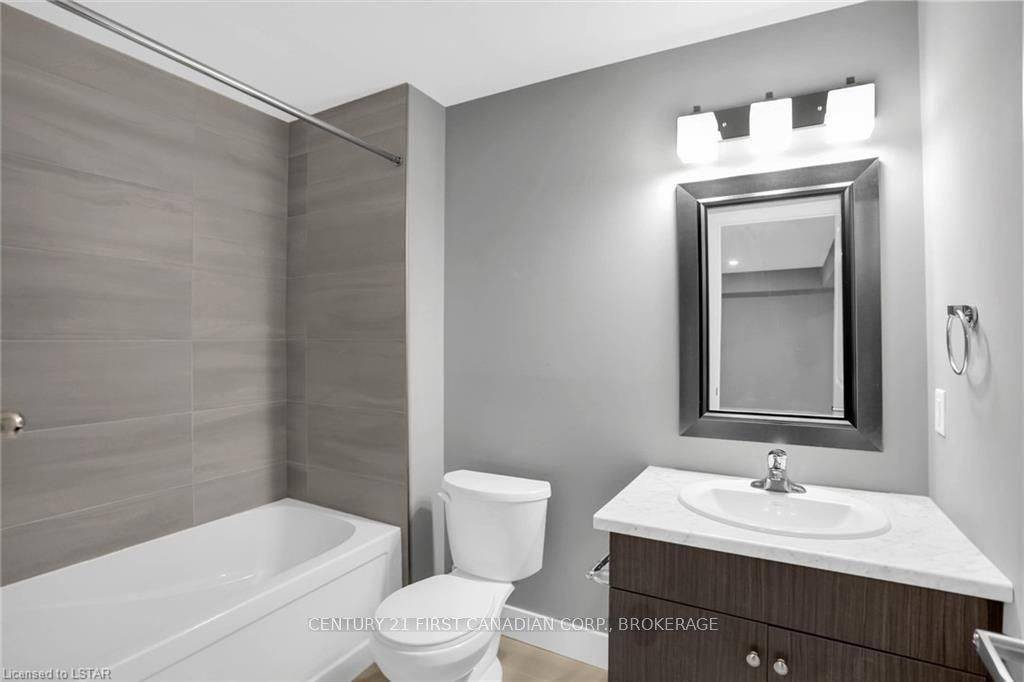 London North, ON N6H 0E5,1375 Whetherfield ST #18