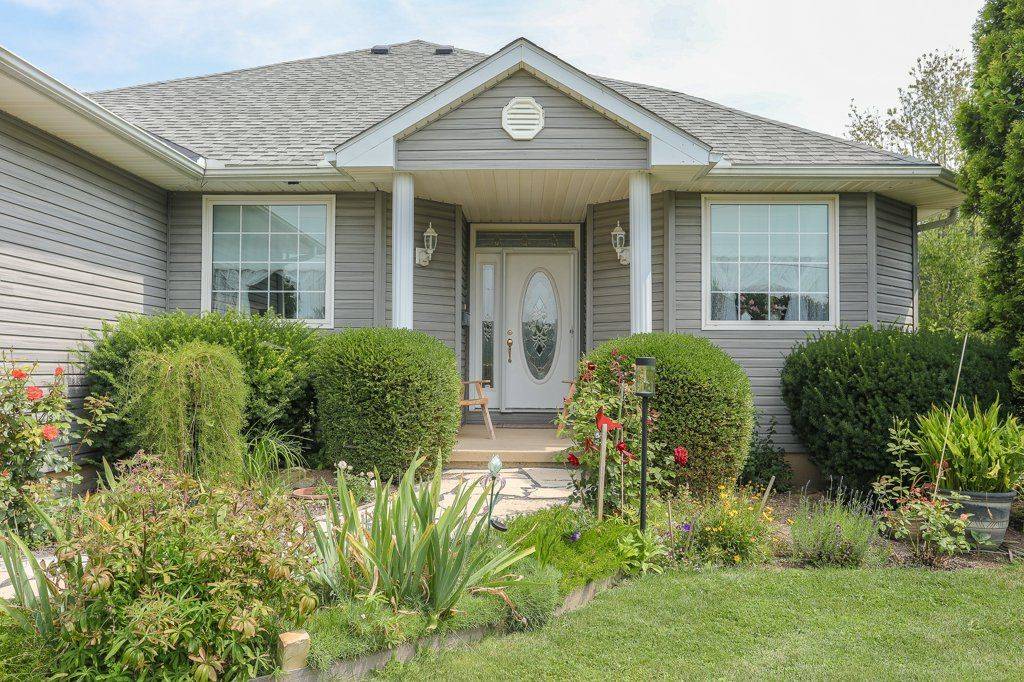 Dutton/dunwich, ON N0L 2M0,14 Poplar ST