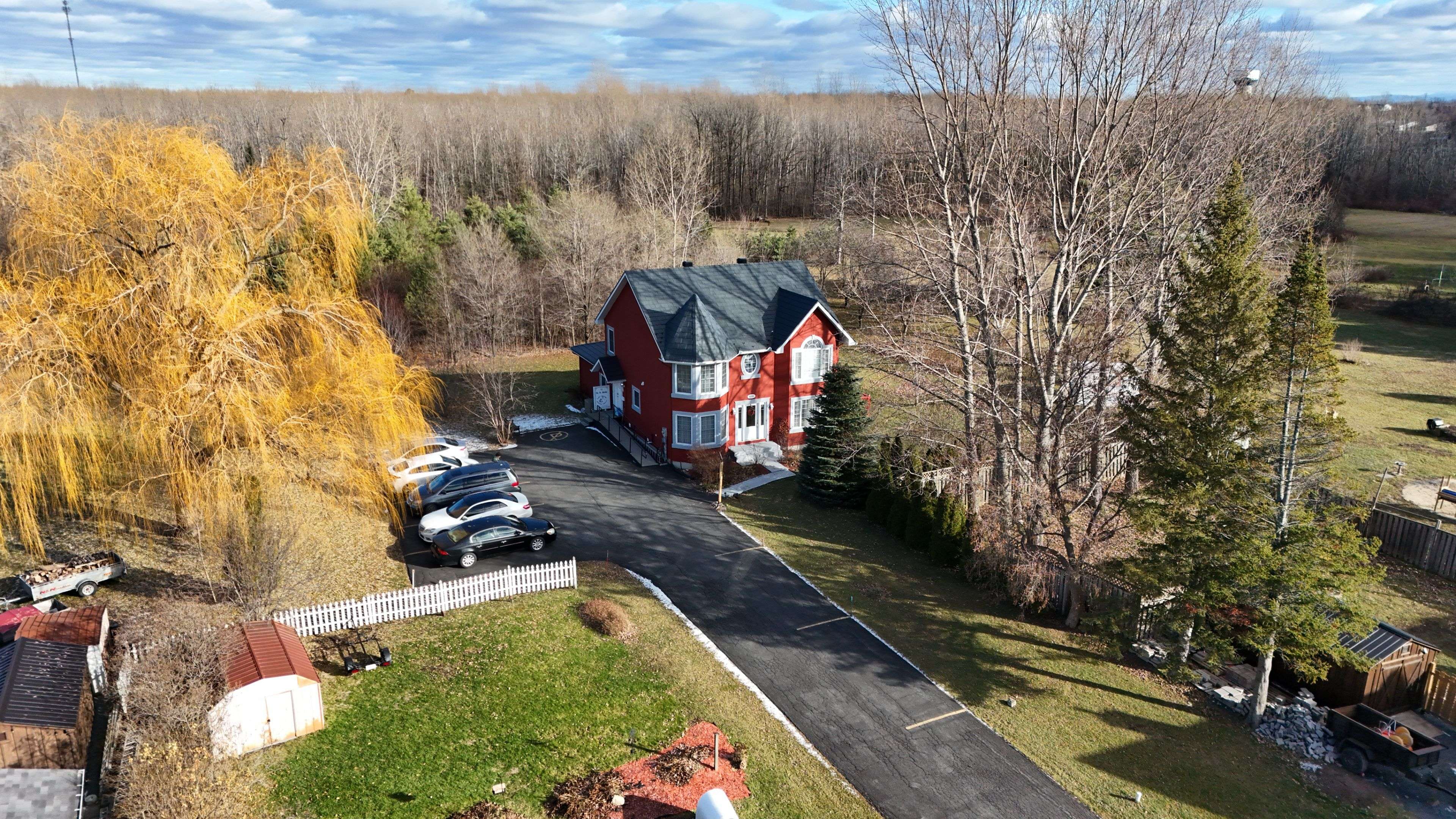 Cornwall, ON K6K 1A1,2135 Pitt ST