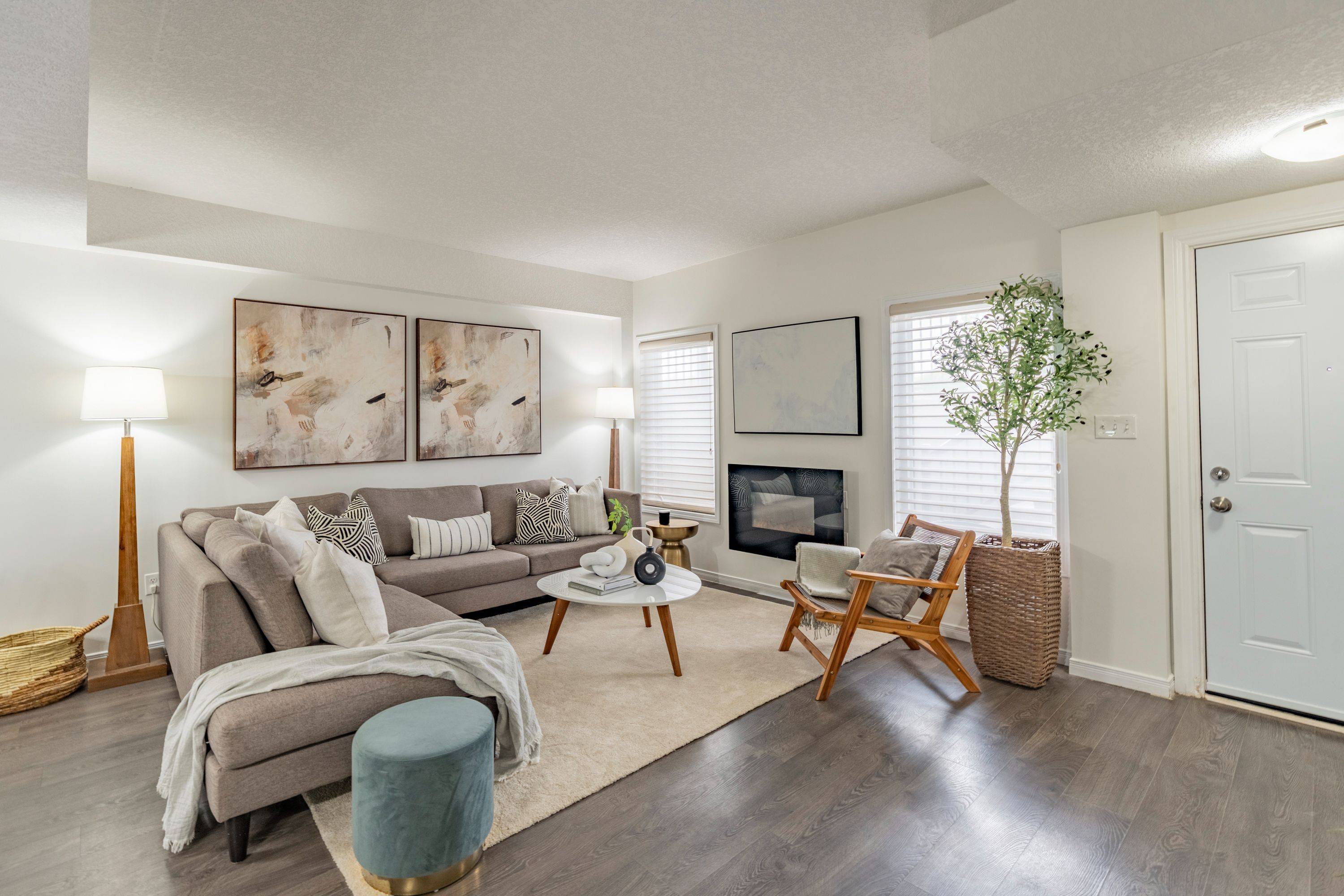 Kitchener, ON N2R 0C6,1662 Fischer Hallman RD #H