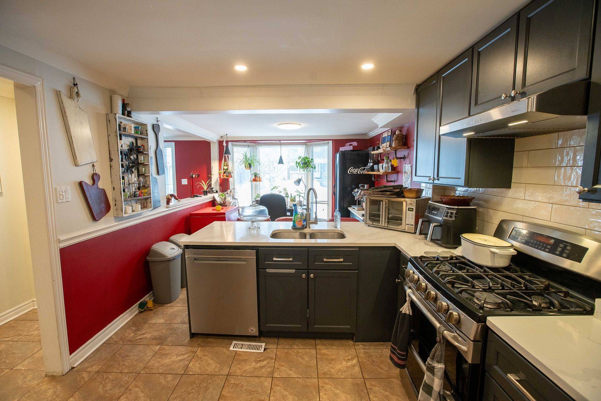 Orleans - Convent Glen And Area, ON K1C 2C6,1108 Grenoble CRES