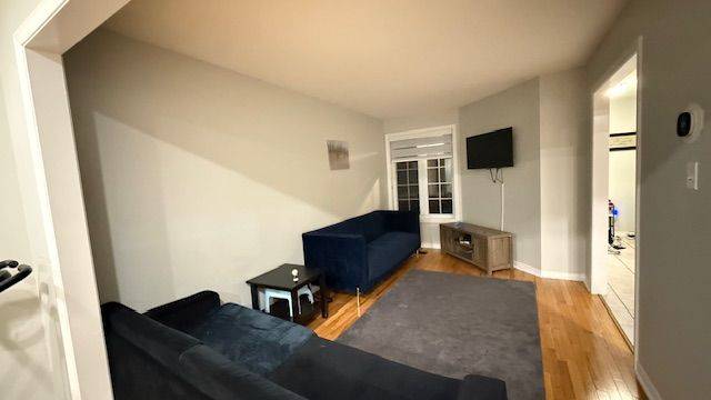 Kitchener, ON N2N 3L8,407 Westforest TRL