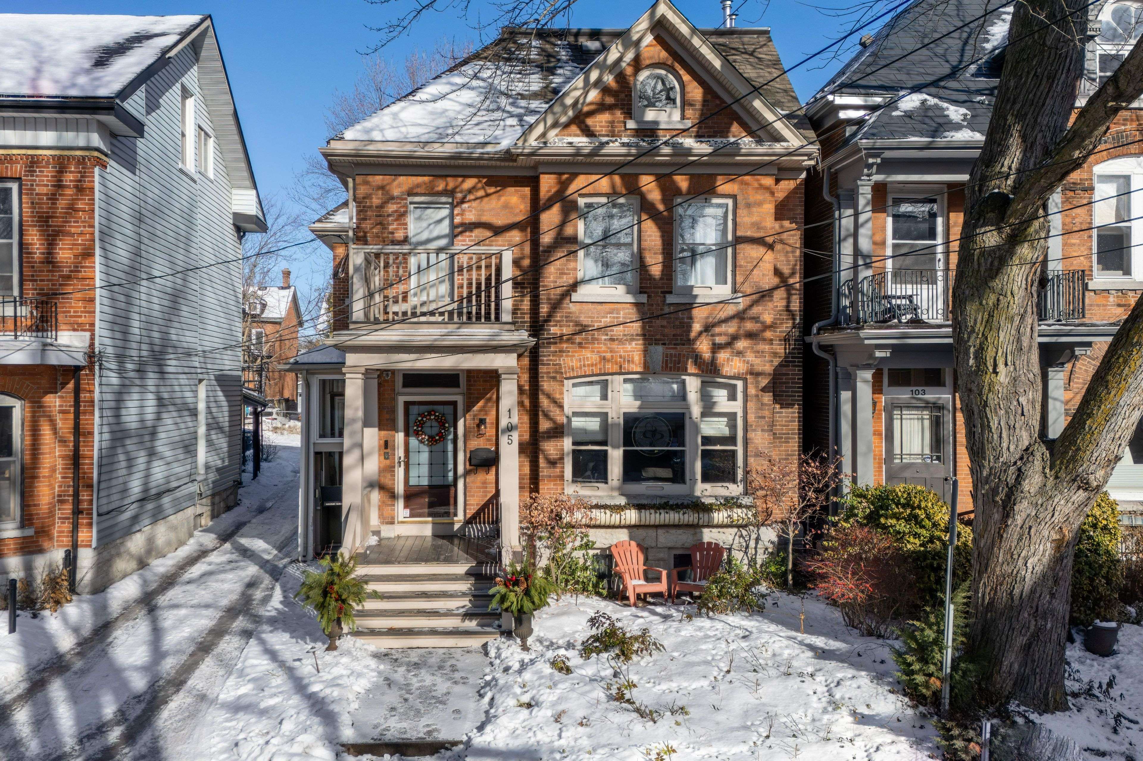 Kingston, ON K7L 2N3,105 Lower Union ST