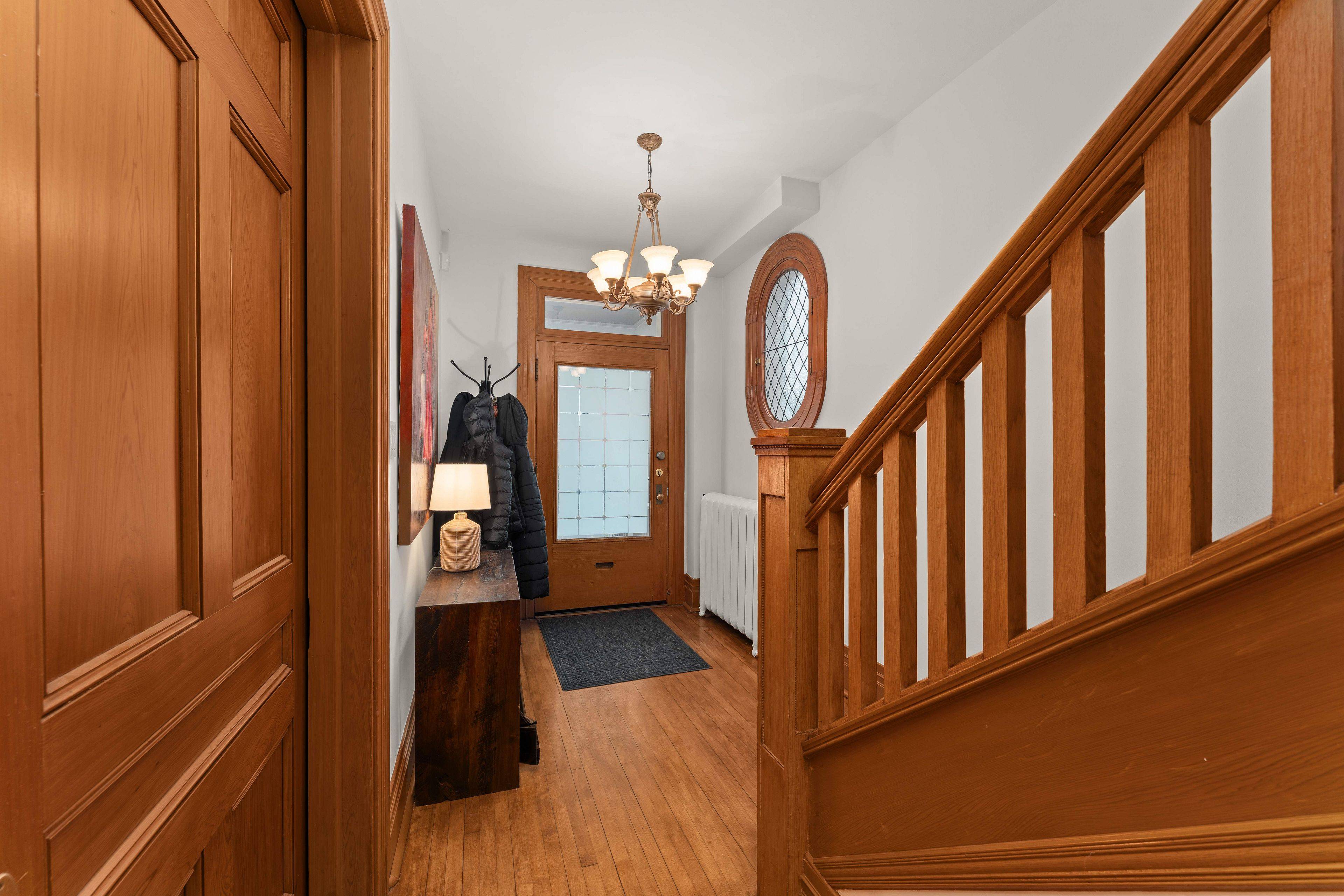 Kingston, ON K7L 2N3,105 Lower Union ST