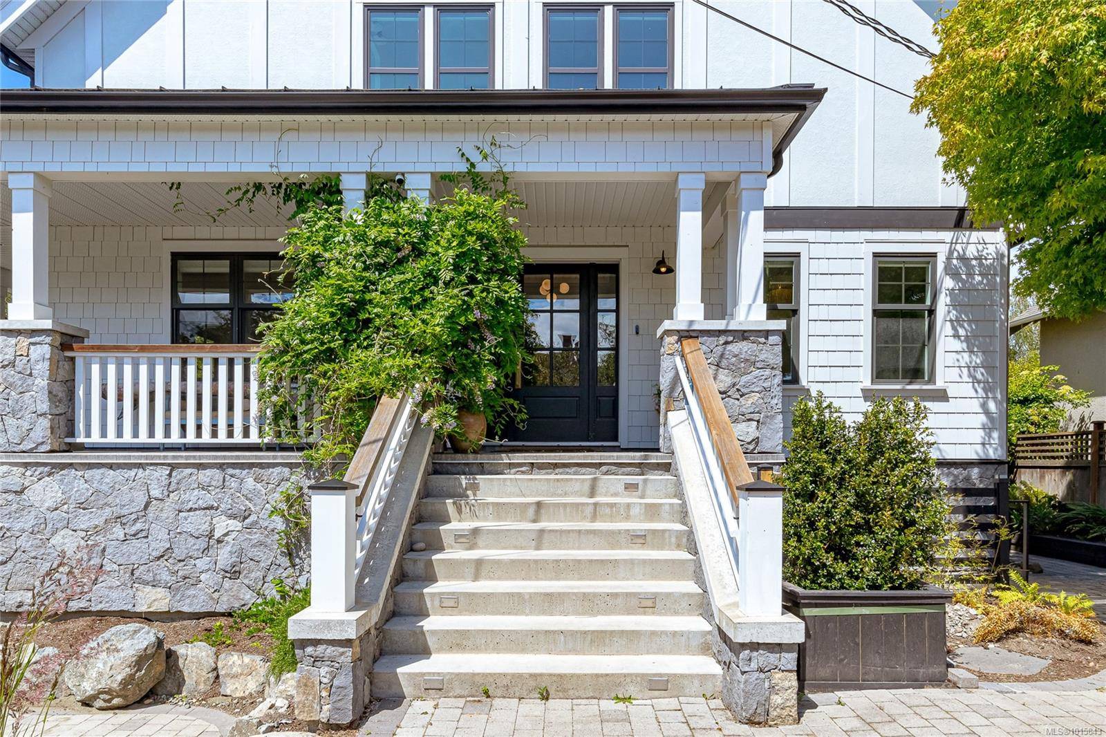 Victoria, BC V8V 3G2,1150 McClure St