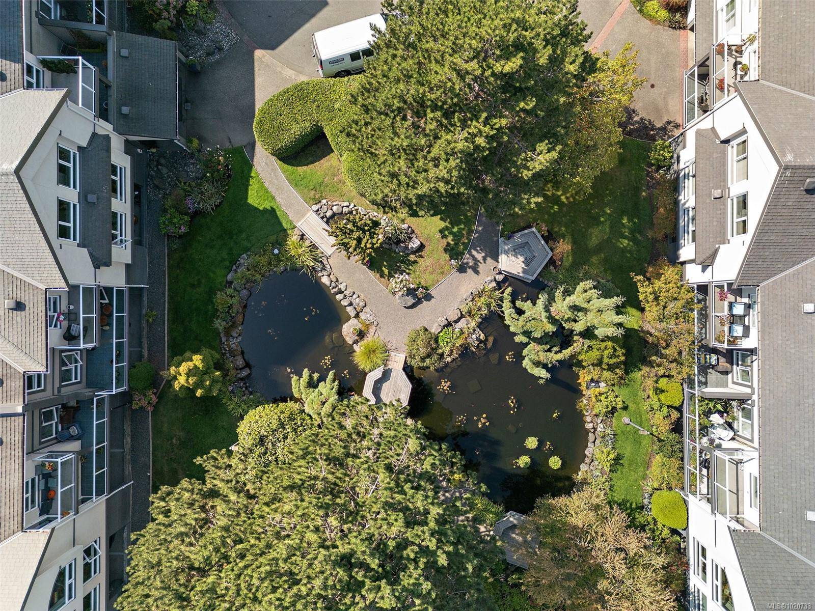 Sidney, BC V8L 1Z5,2245 James White Blvd #228