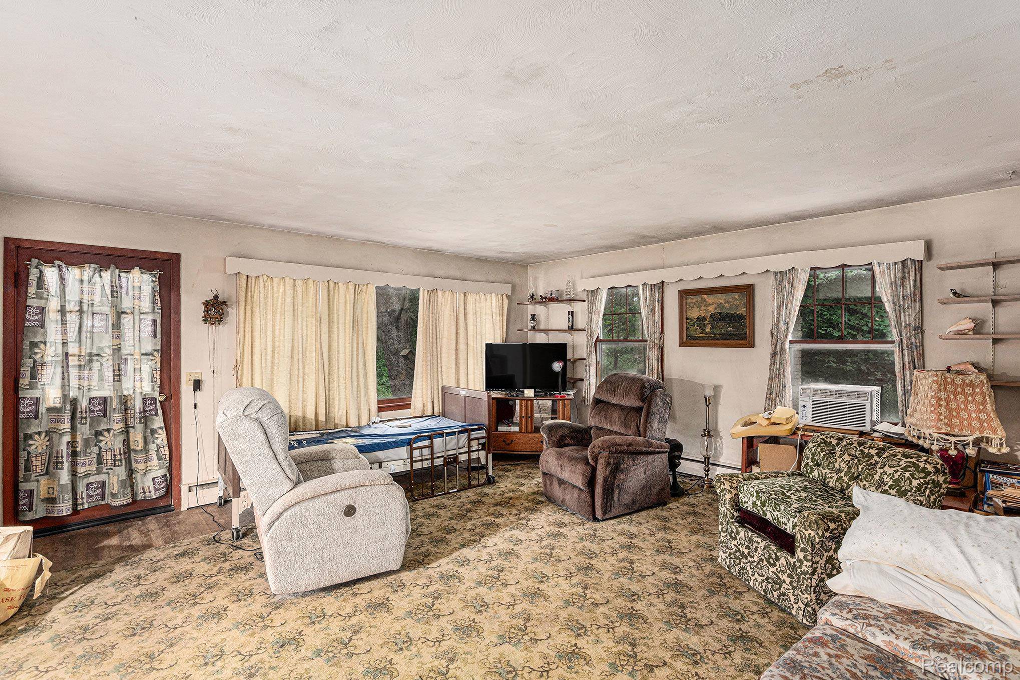 Holly, MI 48442,548 Munger RD