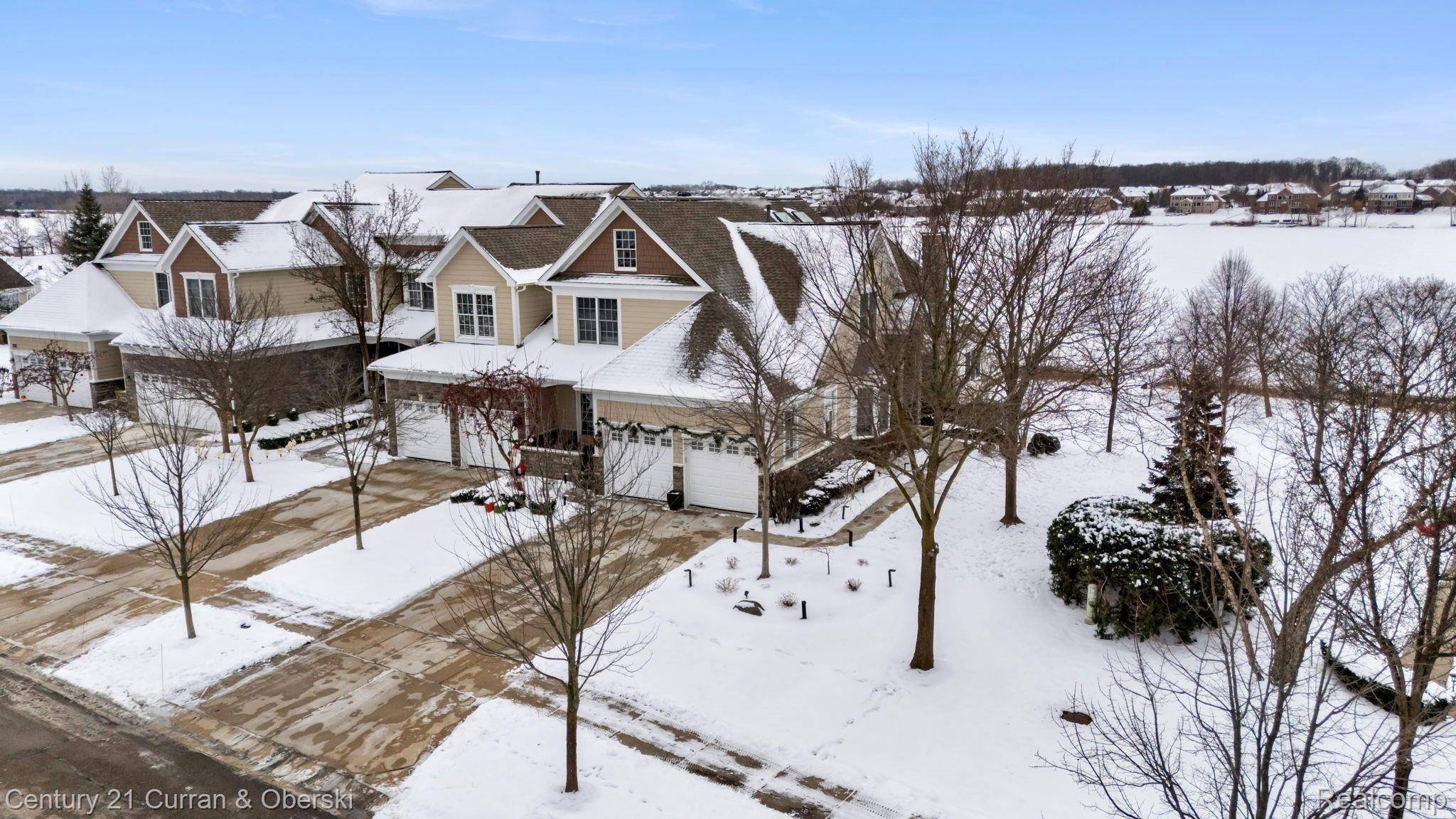 Novi, MI 48374,26024 Island Lake DR