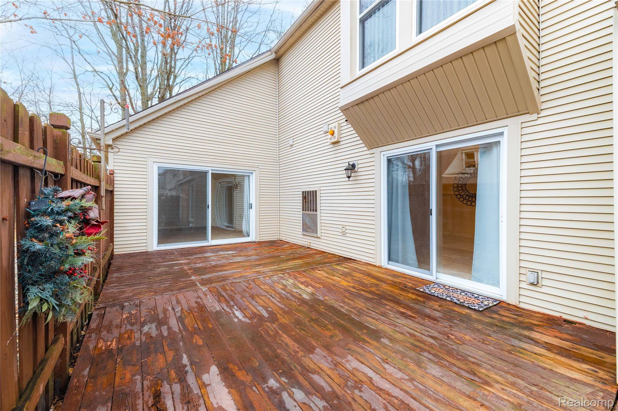 Grosse Ile, MI 48138,8063 Colony DR #1