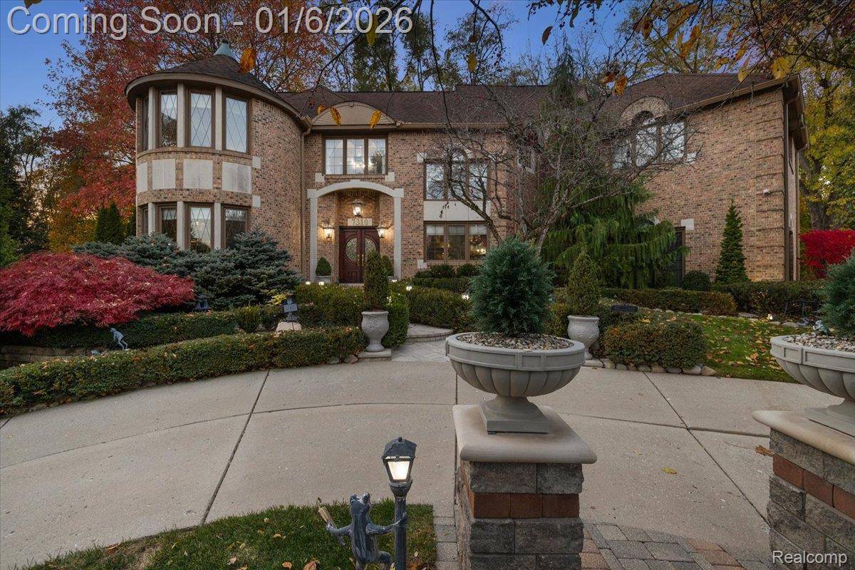 Bloomfield Hills, MI 48301,7310 Sandy Creek LN