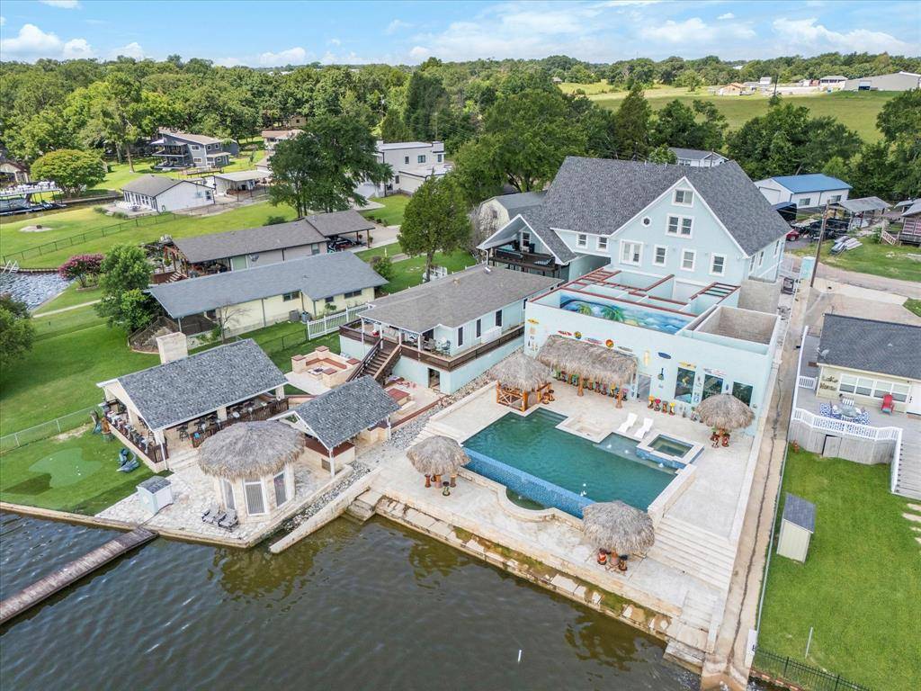 Mabank, TX 75156,220 Pin Oak