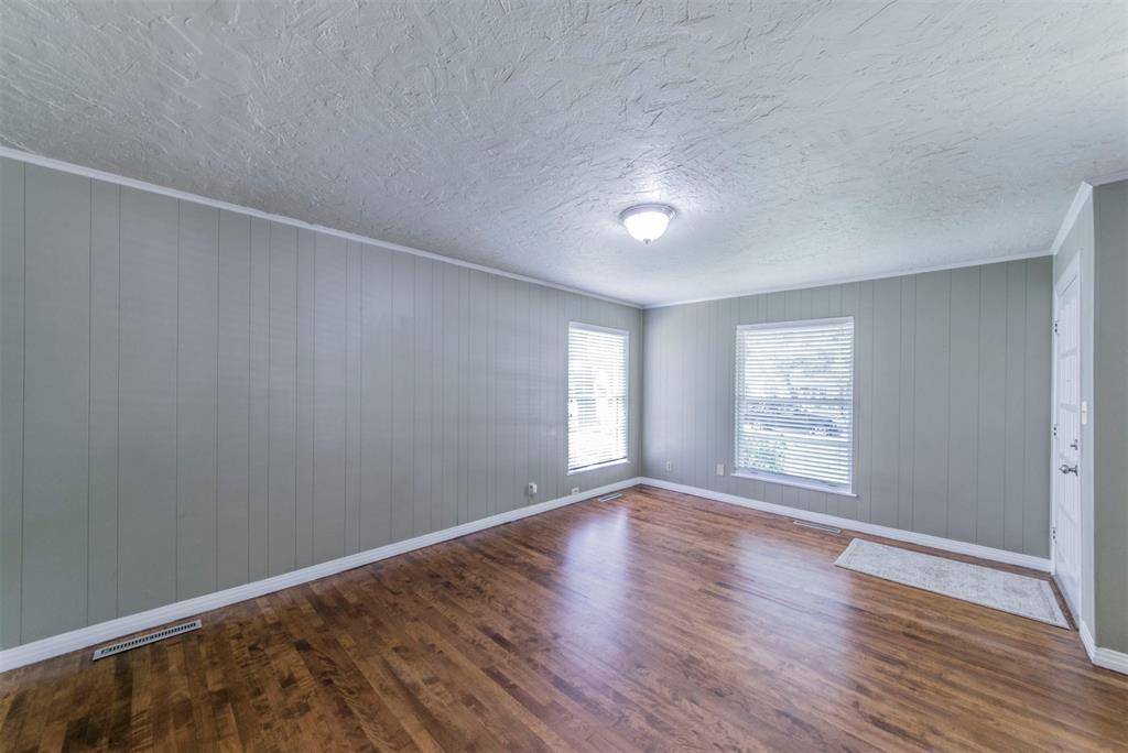 Fort Worth, TX 76109,3429 Hilltop Road