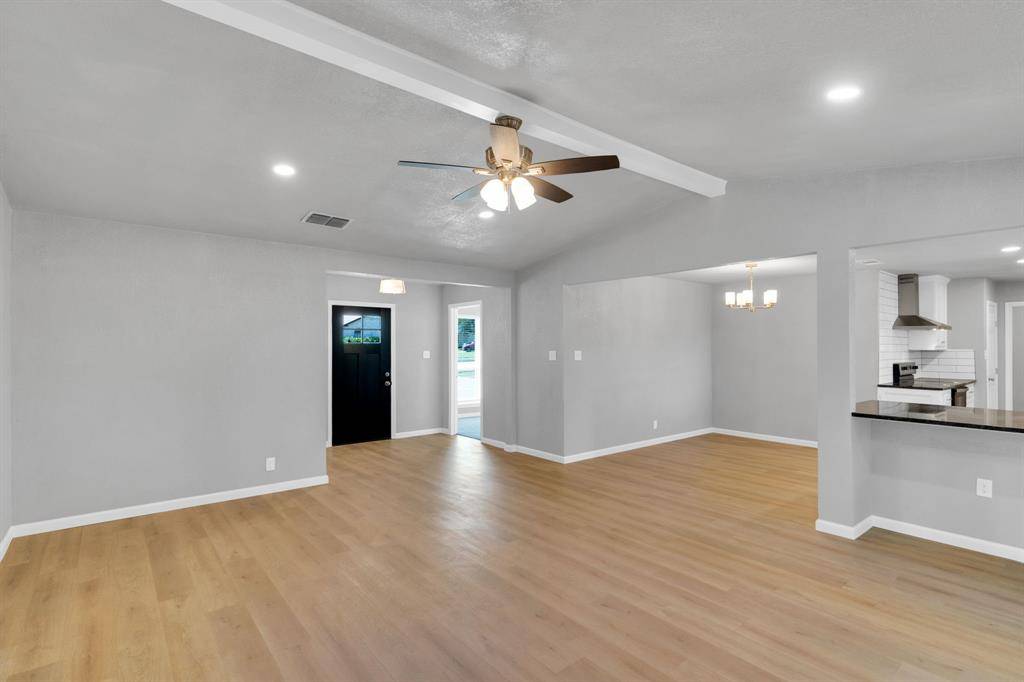 Benbrook, TX 76126,112 Lochness Lane