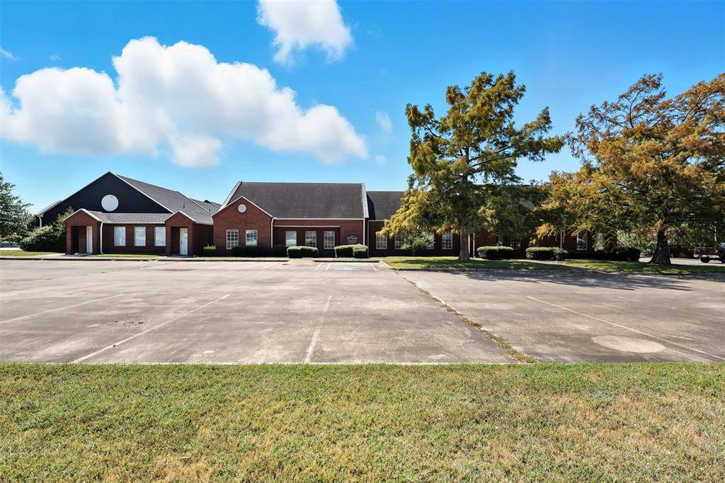 Paris, TX 75462,4550 Lamar Avenue #200