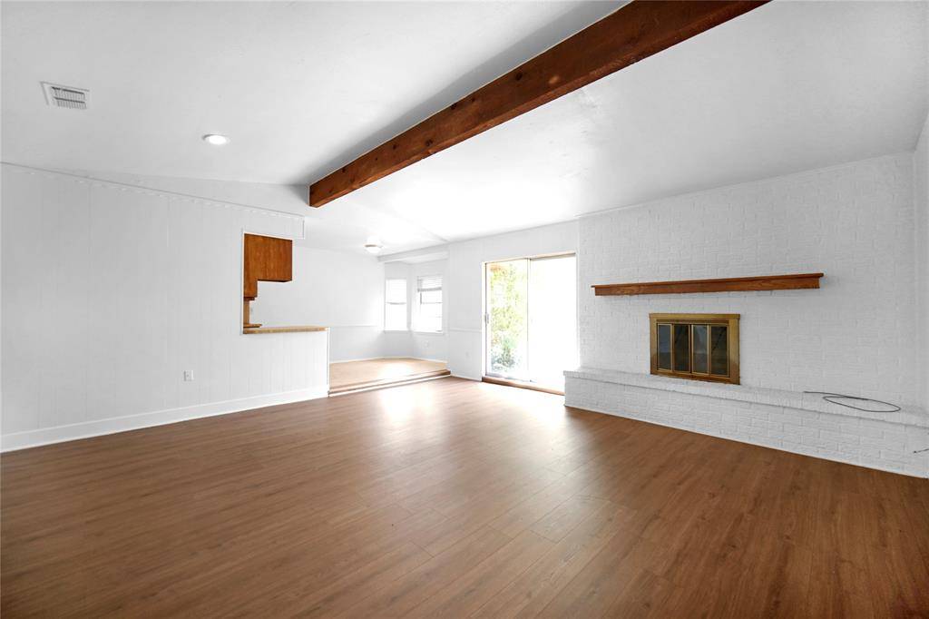 Jacksboro, TX 76458,147 Hillcrest Street