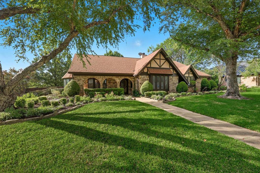 Bedford, TX 76021,1820 Wimbleton Drive