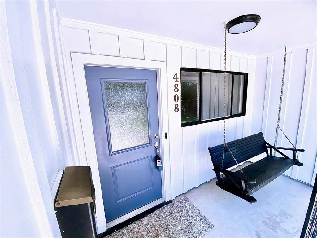 Fort Worth, TX 76107,4808 Curzon Avenue