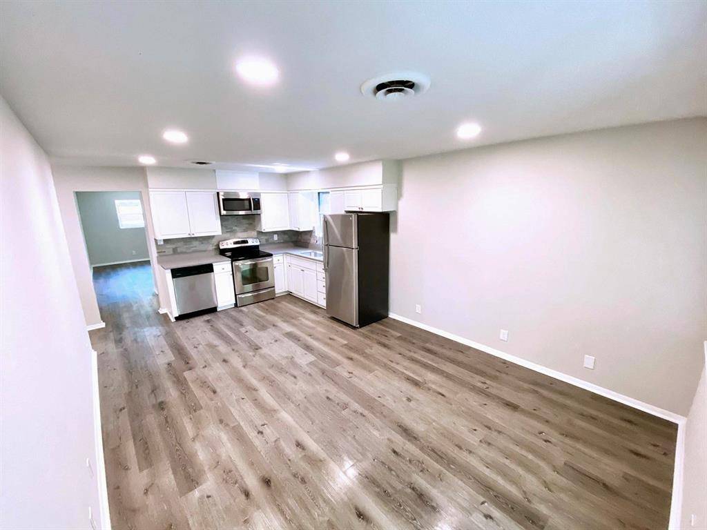 Fort Worth, TX 76107,4808 Curzon Avenue