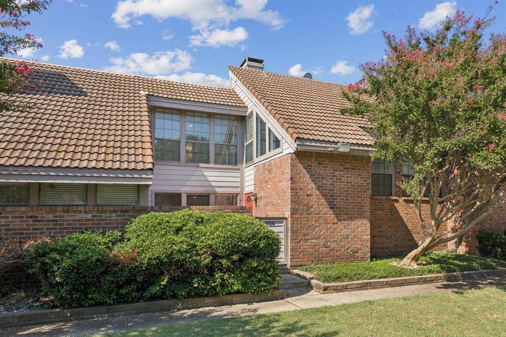 Dallas, TX 75287,18240 Midway Road #904