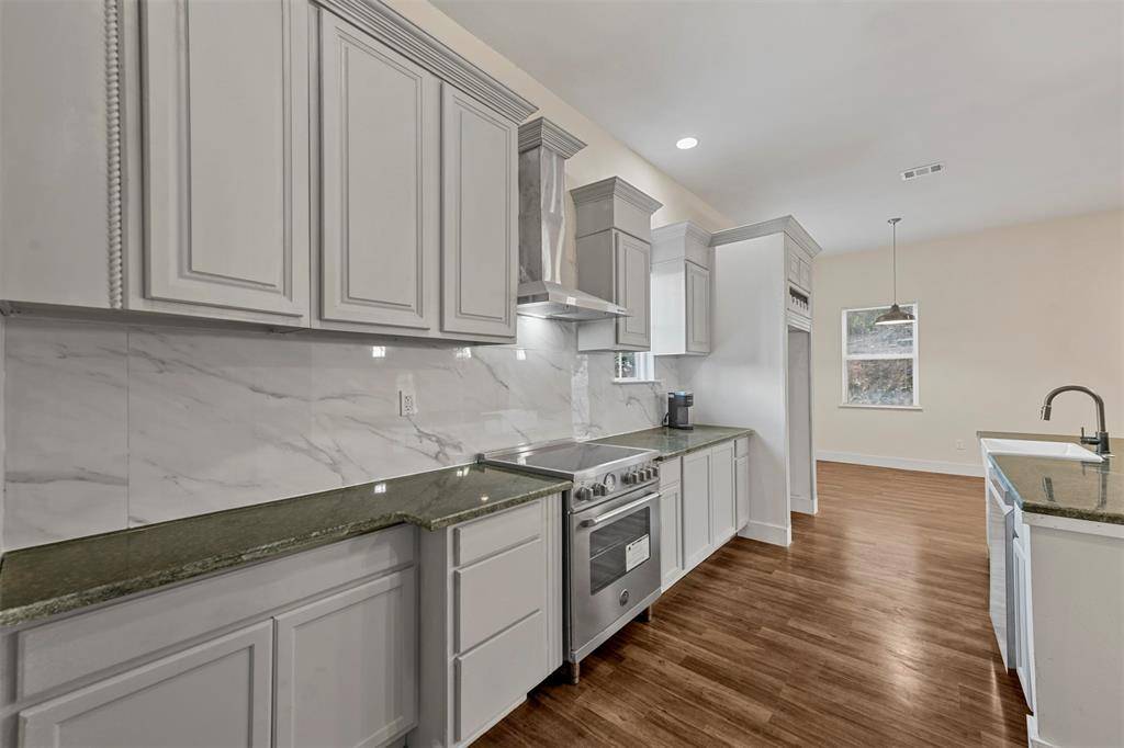 Fort Worth, TX 76119,2441 Glen Garden Avenue