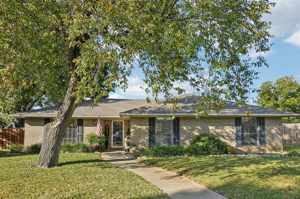 Flower Mound, TX 75028,951 Crestwood Circle