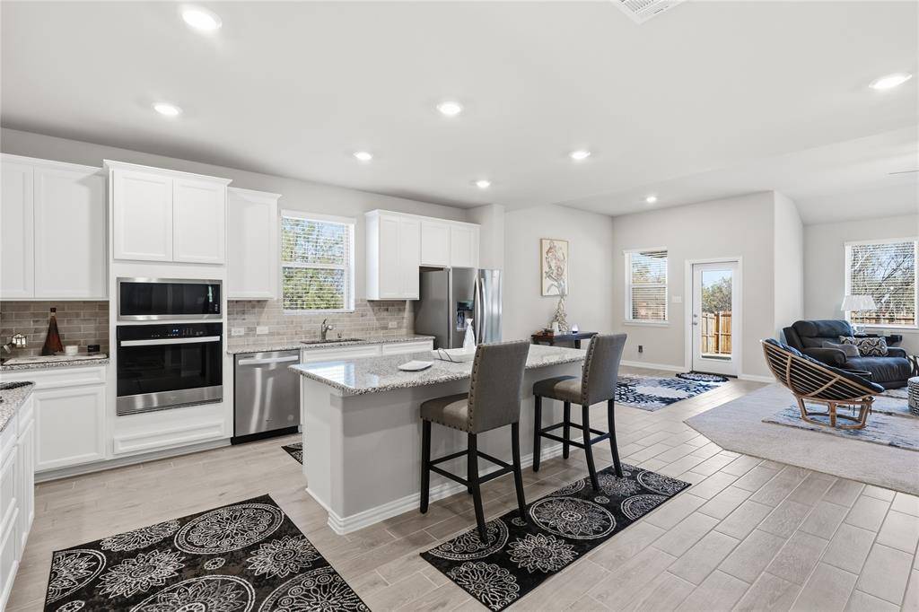 Denton, TX 76207,5516 Candlewood Drive