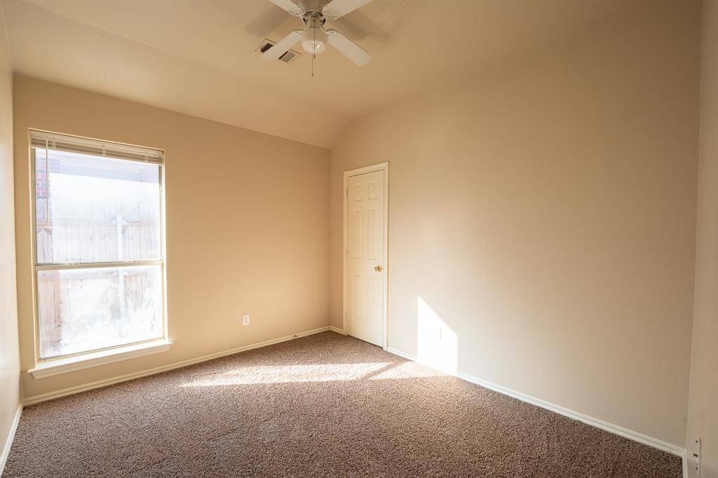 Desoto, TX 75115,515 Starling Drive