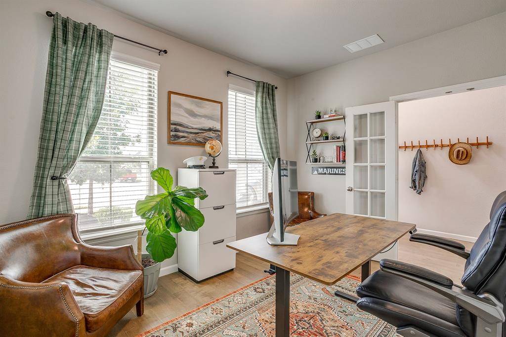 Waxahachie, TX 75165,317 Ember Circle