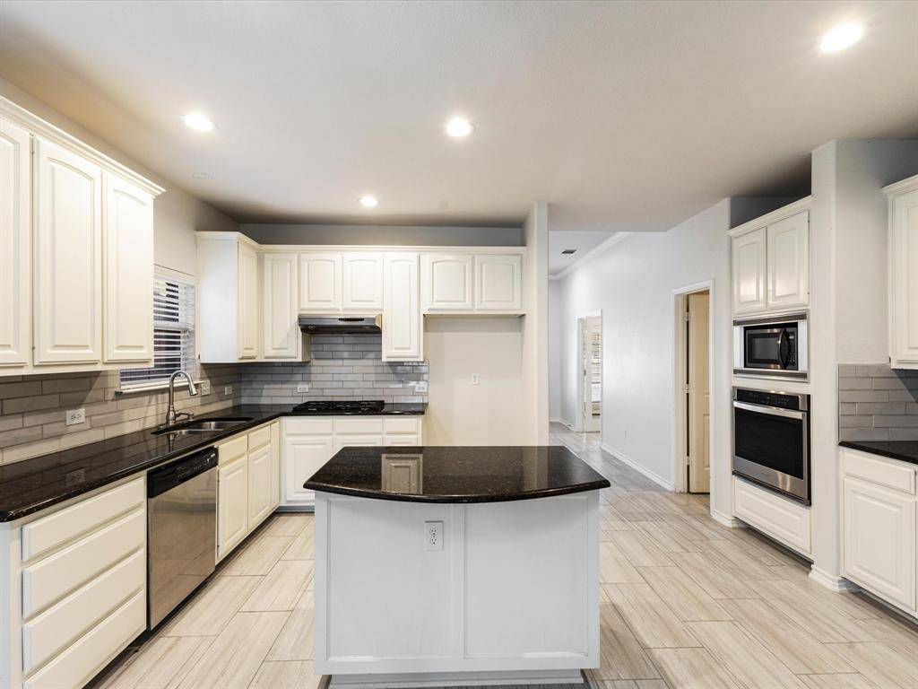 Mckinney, TX 75070,3700 Blanco Creek Trail