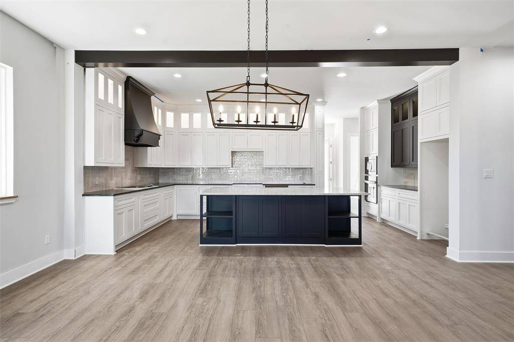 Woodway, TX 76712,250 Weldon Drive