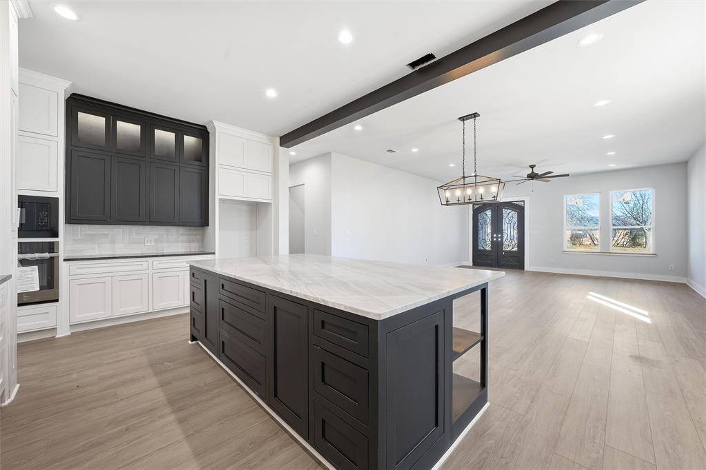 Woodway, TX 76712,250 Weldon Drive