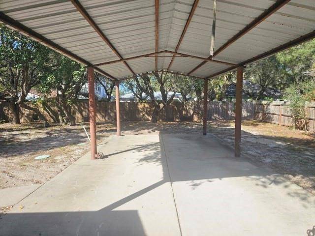 Rockport, TX 78382,217 Griffith Drive