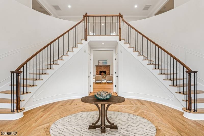 Westfield Town, NJ 07090,1163 Lawrence Ave