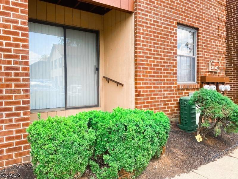 Middlesex Boro, NJ 08846,33B Foxhall