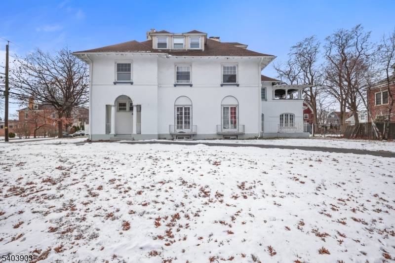 Newark City, NJ 07104,198 Ballantine Pkwy